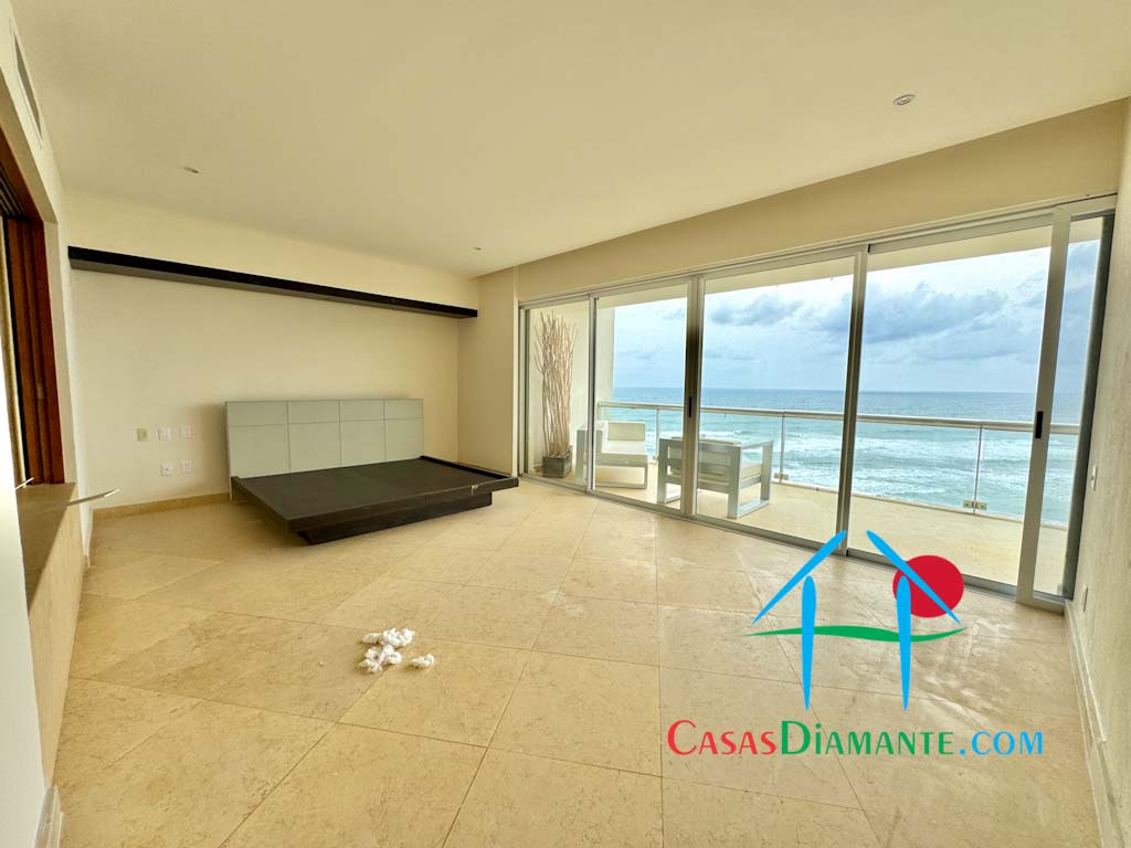 Playamar Tres Cantos T2 802 - Recámara principal 1